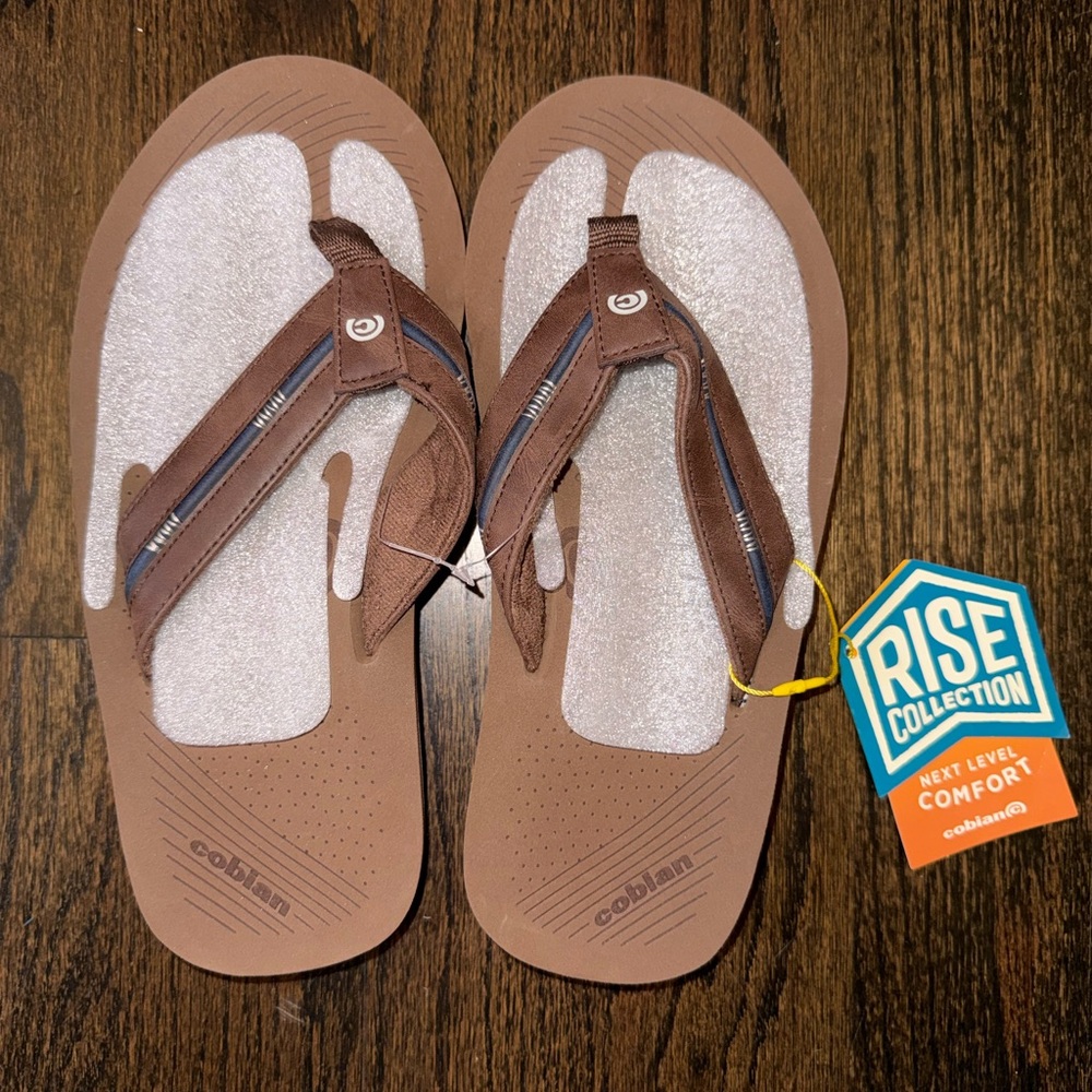 Men’s 9M Brown Cobian Ponto Rise Synthetic Leather Flip Flops Sandal- Spring/Sum